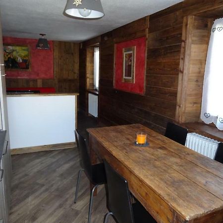 Maison D'Antan Alloggio Ad Uso Turistico Vda Charvensod N 0022 Aosta Kültér fotó