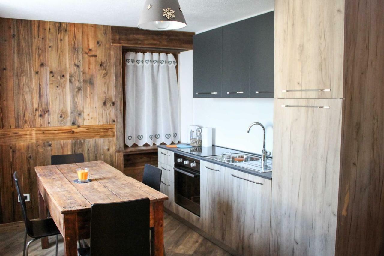 Maison D'Antan Alloggio Ad Uso Turistico Vda Charvensod N 0022 Aosta Kültér fotó