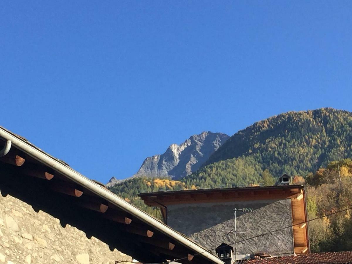 Maison D'Antan Alloggio Ad Uso Turistico Vda Charvensod N 0022 Aosta Kültér fotó