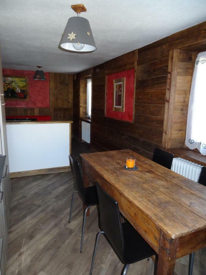 Maison D'Antan Alloggio Ad Uso Turistico Vda Charvensod N 0022 Aosta Kültér fotó