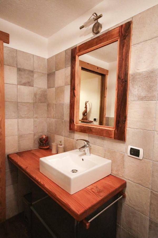 Maison D'Antan Alloggio Ad Uso Turistico Vda Charvensod N 0022 Aosta Kültér fotó