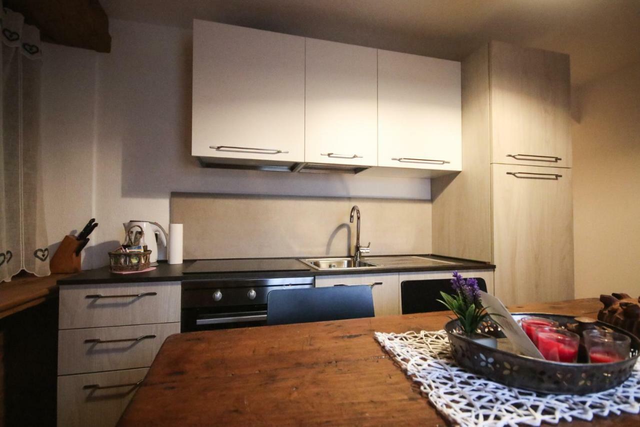 Maison D'Antan Alloggio Ad Uso Turistico Vda Charvensod N 0022 Aosta Kültér fotó